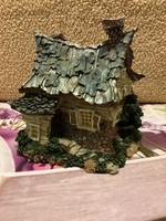 Miniatűr kézzel készült levehető tetejű maci házikó makett játék minikert dekoráció