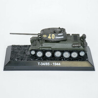 T-34/85 - 1944, 1:72 öntött modell