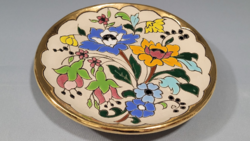 Spanyol Ceramic Sevilla festett virágos kerámia falitál, tányér arany peremmel