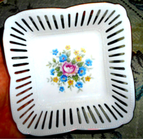 Porcelain bowl with a flower pattern, basket shape, 11.5 cmx 11.5 cm