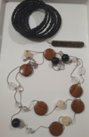 Bracelet, necklace, hair clip