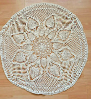 Huge beautiful crocheted tablecloth needlework