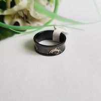 ÚJ, fekete színű, delfin mintás, homorított gyűrű – USA 8 / EU 57 / Ø18mm