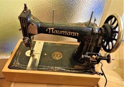 Naumann old sewing machine with electric motor / - 