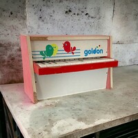 Retro, vintage design toy piano