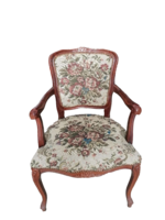 Neobarokk stílusú szék