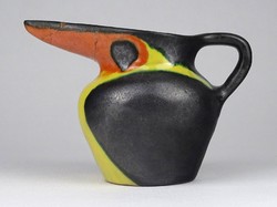 1Q533 Zsuzsa Györgyey (1931-2006) : toucan ceramic spout damaged