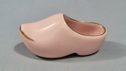 Zsolnay rózsaszín porcelán kis cipő