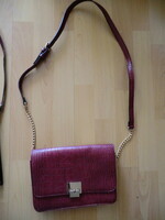 Burgundy smaller leather bag smaller 24x17x4 cm