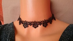Black choker with small floral neck