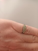 Eladó régi ezüst kézműves gyűrű zöld swarovski kövekkel!