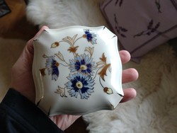 Zsolnay large porcelain bonbonier with cornflower pattern