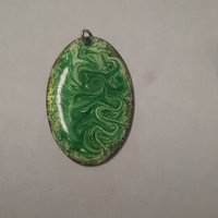 Retro zöld színű, ovális medál