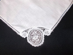 Festive Brussels lace handkerchief. Size: 22x22 cm