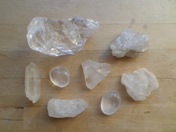 Quartz rock crystal mineral pieces mixed