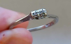 53 As 10k white gold diamond ring art deco