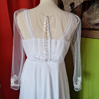 Wedding bol104 - white bridal long lace sleeve buttoned bolero