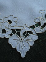 Decorative embroidered tablecloth, napkin. 42 X 30 cm.