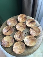 10 pieces of olive wood in one small bowl