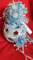 ESKÜVŐ MCS36 - Menyasszonyi csokor + csuklódísz fehér közepű kék és fehér virágokból