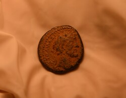 Roman coin with Roman senatus consulto logo