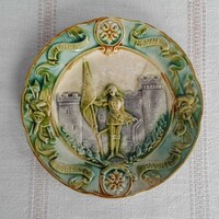 Choisy le roi French historicizing majolica decorative plate, 22 cm