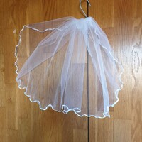 Fty07 - 1 layer, wavy satin edge, ecru mini bridal veil 30x50cm