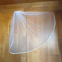 Fty08 - 1 layer, satin border, ecru mini bridal veil 30x50cm