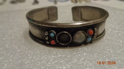 Antique bracelet, one stone needs to be replaced, approx. 20 cm