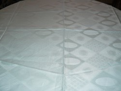 Beautiful damask tablecloth with Toledo pattern