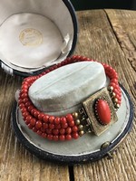 Beautiful antique red noble coral bracelet with gold-plated silver clasp