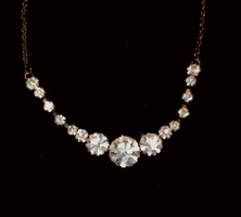White rhinestone necklace (402)