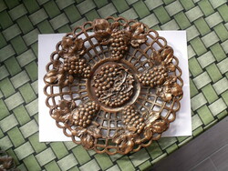 Retro openwork vine pattern bronzed metal cast wall bowl