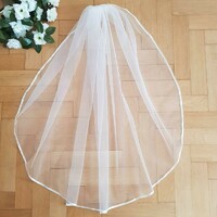 Fty46 - 1 layer, satin edge, ecru bridal veil 100x100cm