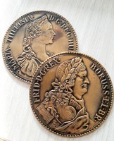 Maria theresia gold ducat and frid . D. G. Rex's coin on a commemorative copper plaque in a pair, 8 cm