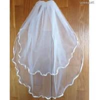 Fty63 - 2-layer ecru mini bridal veil with wavy satin edge 30/50x50cm
