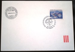 F4488k / 1999 Magyarország a NATO tagja bélyeg FDC-n eltéró boríték