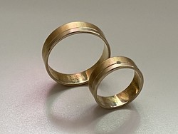 Pair of 14k gold wedding rings