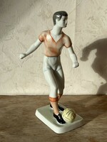 Hollóházi labdarúgó focista porcelán figura egyedi festéssel jelzés nélkül P0008)
