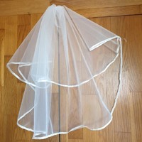 Fty68 - 2-layer snow white mini wedding veil with satin border 30/50x100cm