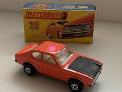 Matchbox Ford Capri dobozával