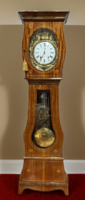 Antique style standing clock