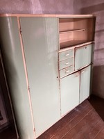 Kitchen cabinet retro