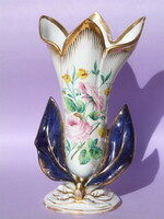 Flower-shaped vase from the 1800s (281165)