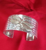 1997 Tiffany ezüst mandzsetta karkötő arany szitakötő díszítéssel