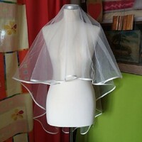 Fty88 - 2-layer ecru wedding veil with satin border 60/80x150cm