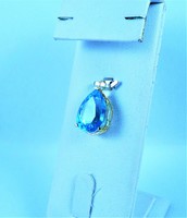 Dreamy, 14k gold pendant with Swiss blue topaz gemstone!!!