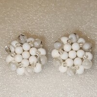 Old glass pearl ear clip