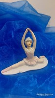 Ceramic figurine, gymnastic ballerina.