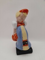Komlós kerámia figura, korsós kislány, 15,3 cm